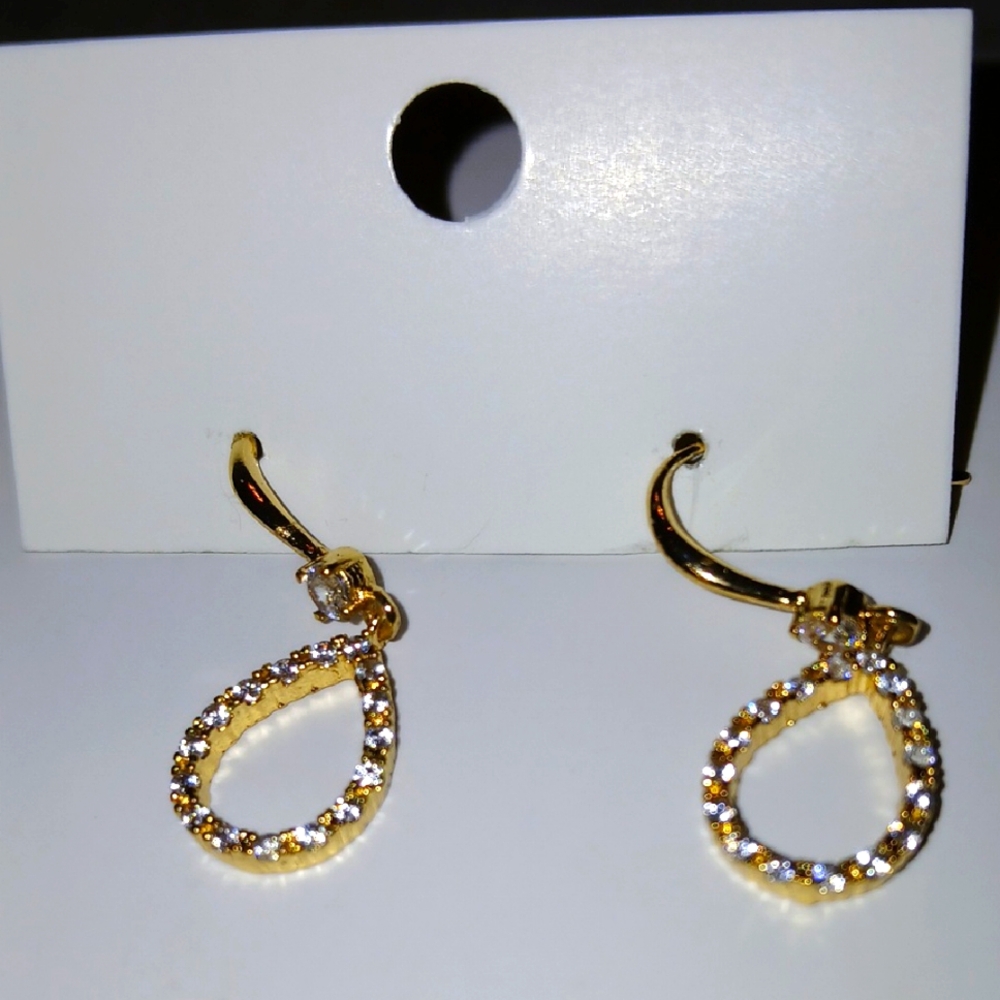 Elegant Gold and Silver Teardrop Earrings made with Swarovski Crystals